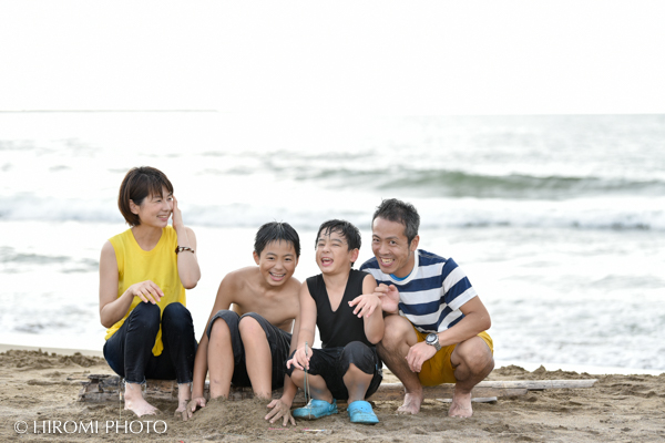 海で家族写真撮影@内灘